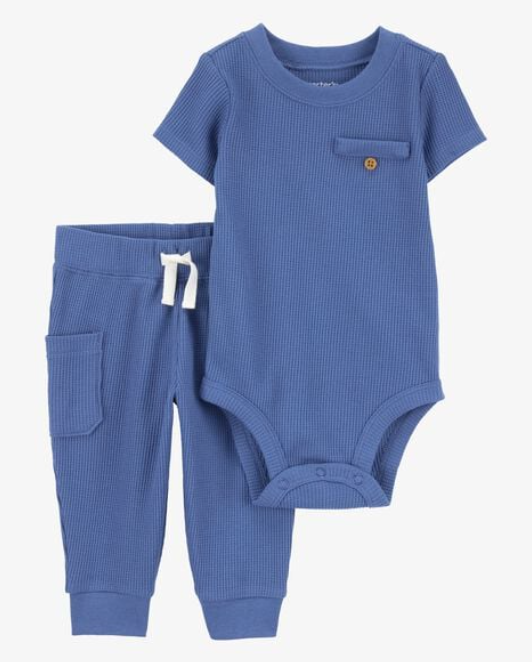 Conjunto azul de mameluco y pantalón